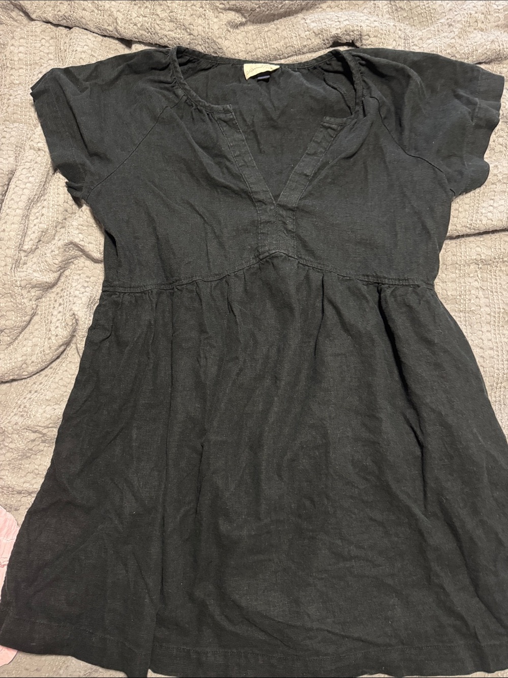 Universal Thread Black V-Neck Short Sleeve Tunic
